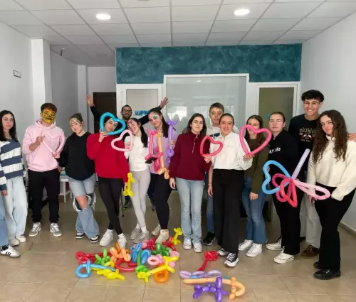 Curso Universitario de Especialización en Monitor de Ocio y Tiempo Libre (SEMIPRESENCIAL) 18