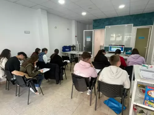 Curso Universitario de Especialización en Monitor de Ocio y Tiempo Libre (SEMIPRESENCIAL) 4